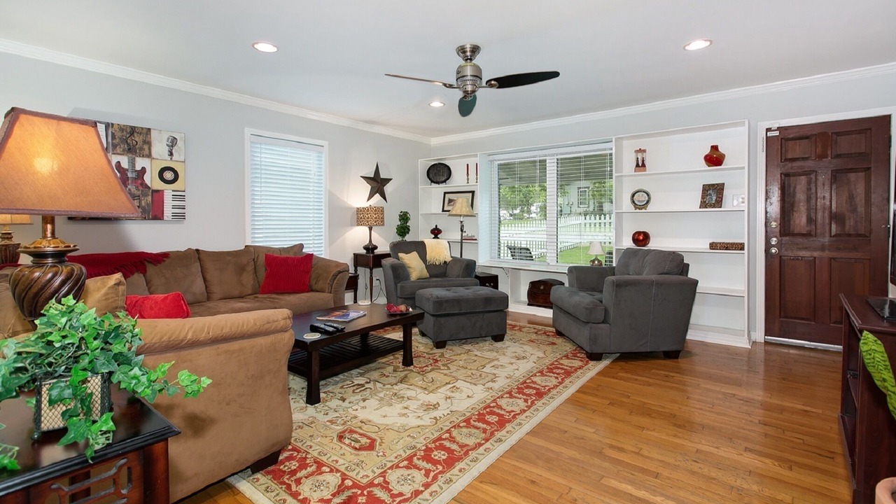 Photo of Livingroom in Bouldin