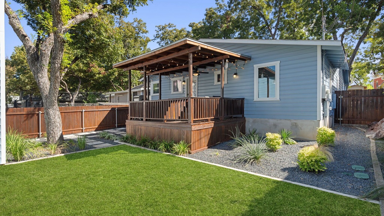 Photo of Outdoor in Bouldin