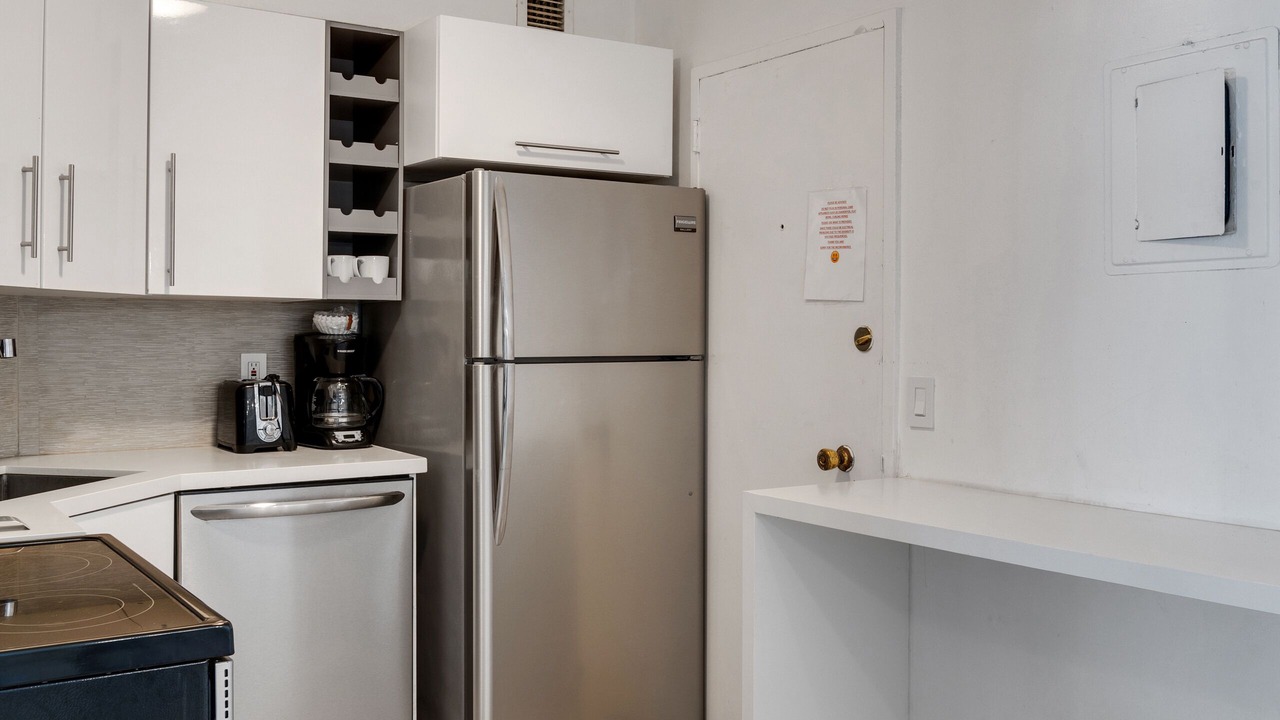 Photo of Others in Mid Beach