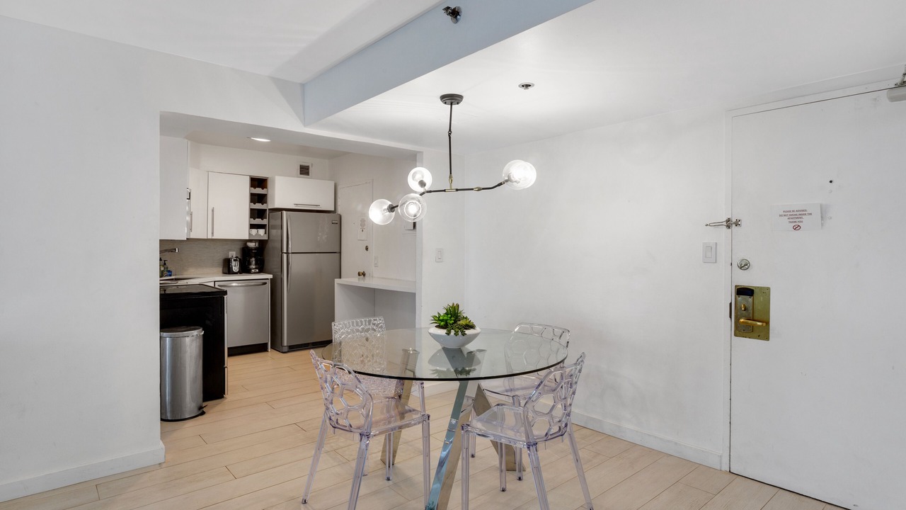 Photo of Others in Mid Beach