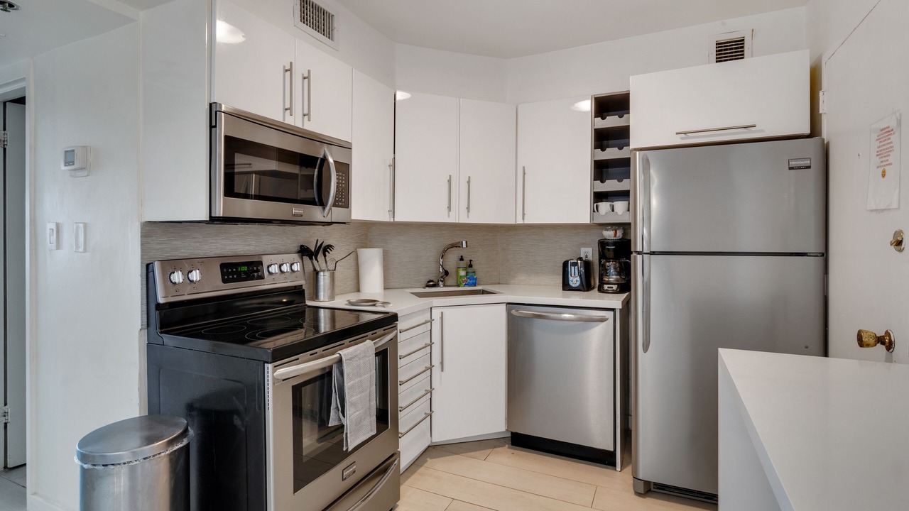 Photo of Others in Mid Beach