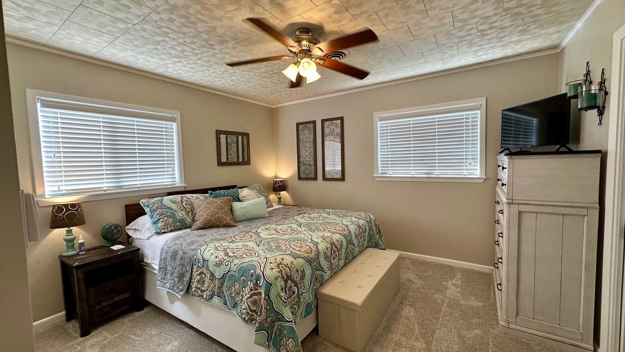 Photo of Bedroom in Stonewall
