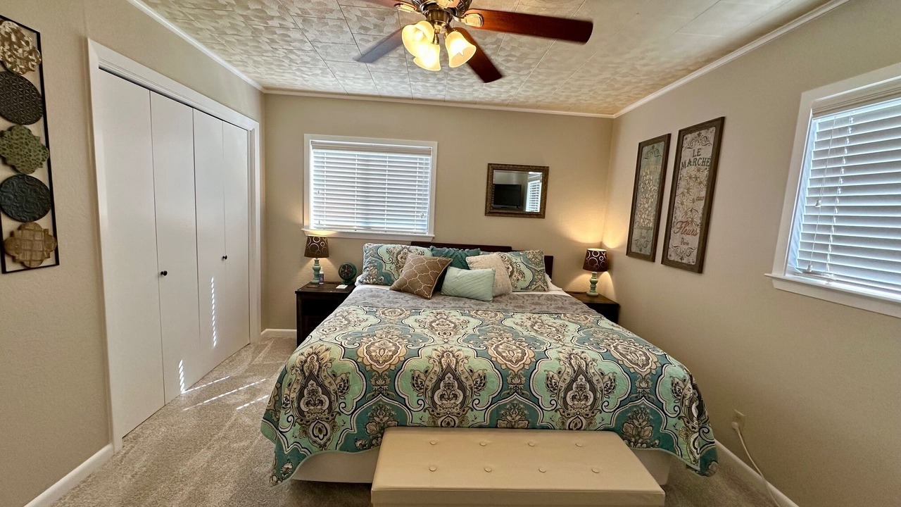 Photo of Bedroom in Stonewall