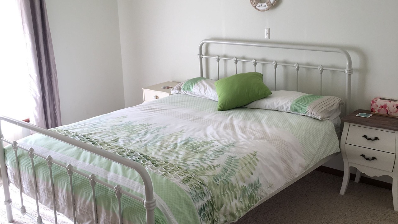 Photo of Bedroom in Moonta Bay