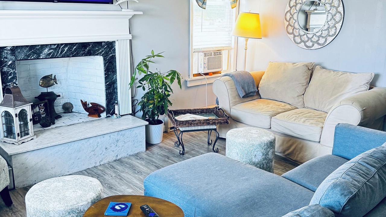 Photo of Livingroom in Misquamicut