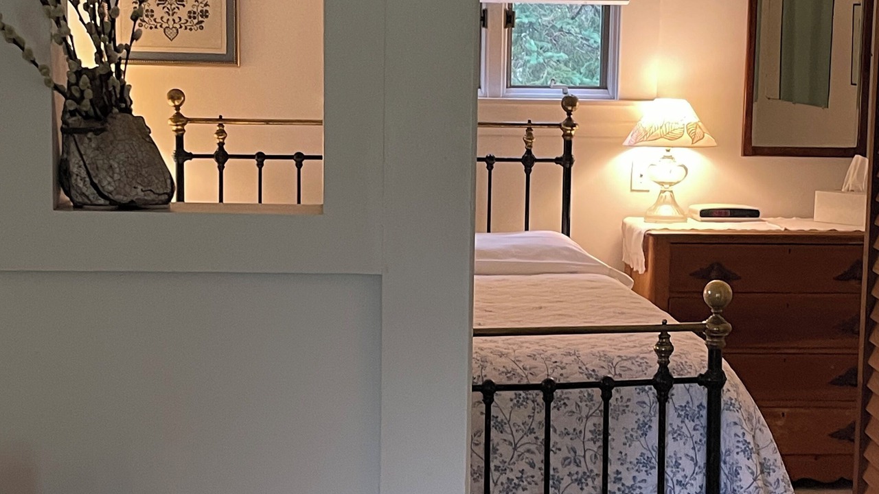 Photo of Bedroom in Somesville