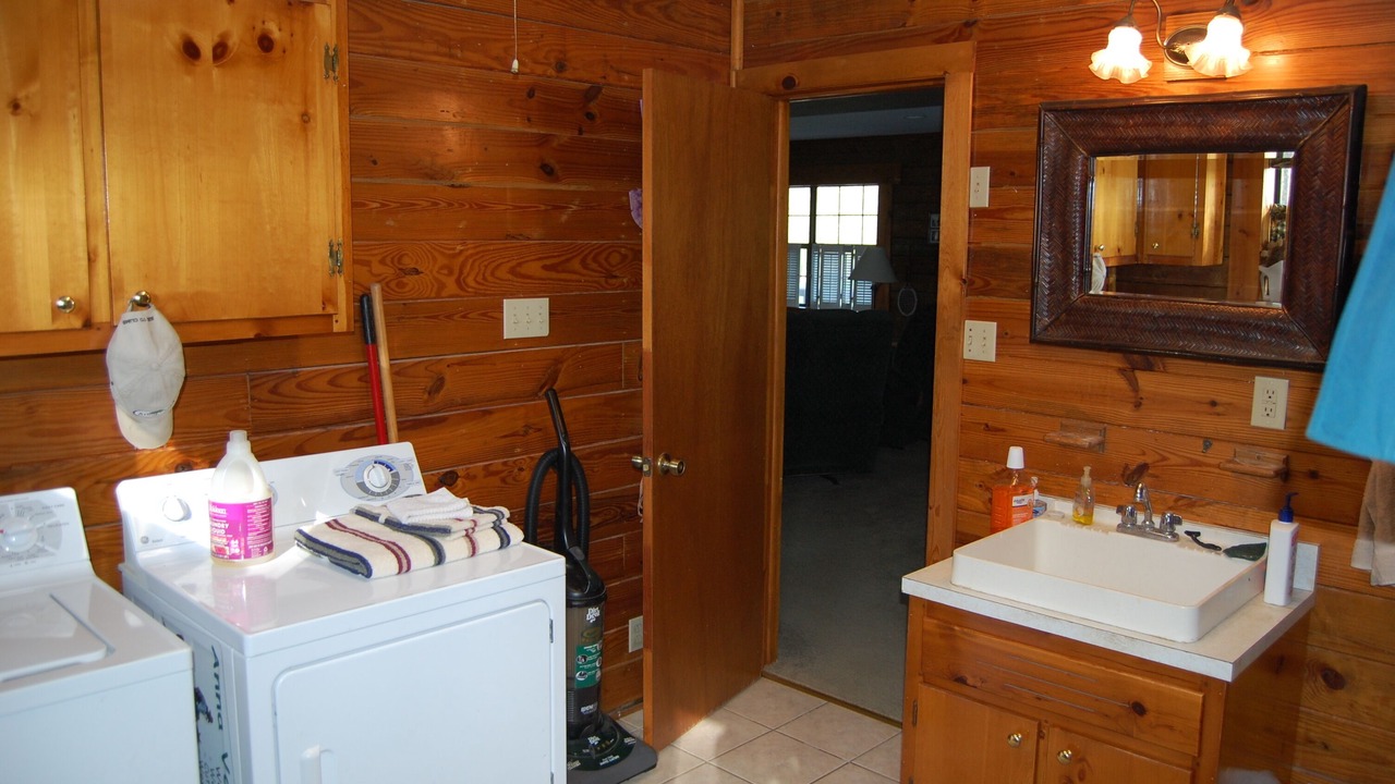 Photo of Bedroom in Patrick Henry