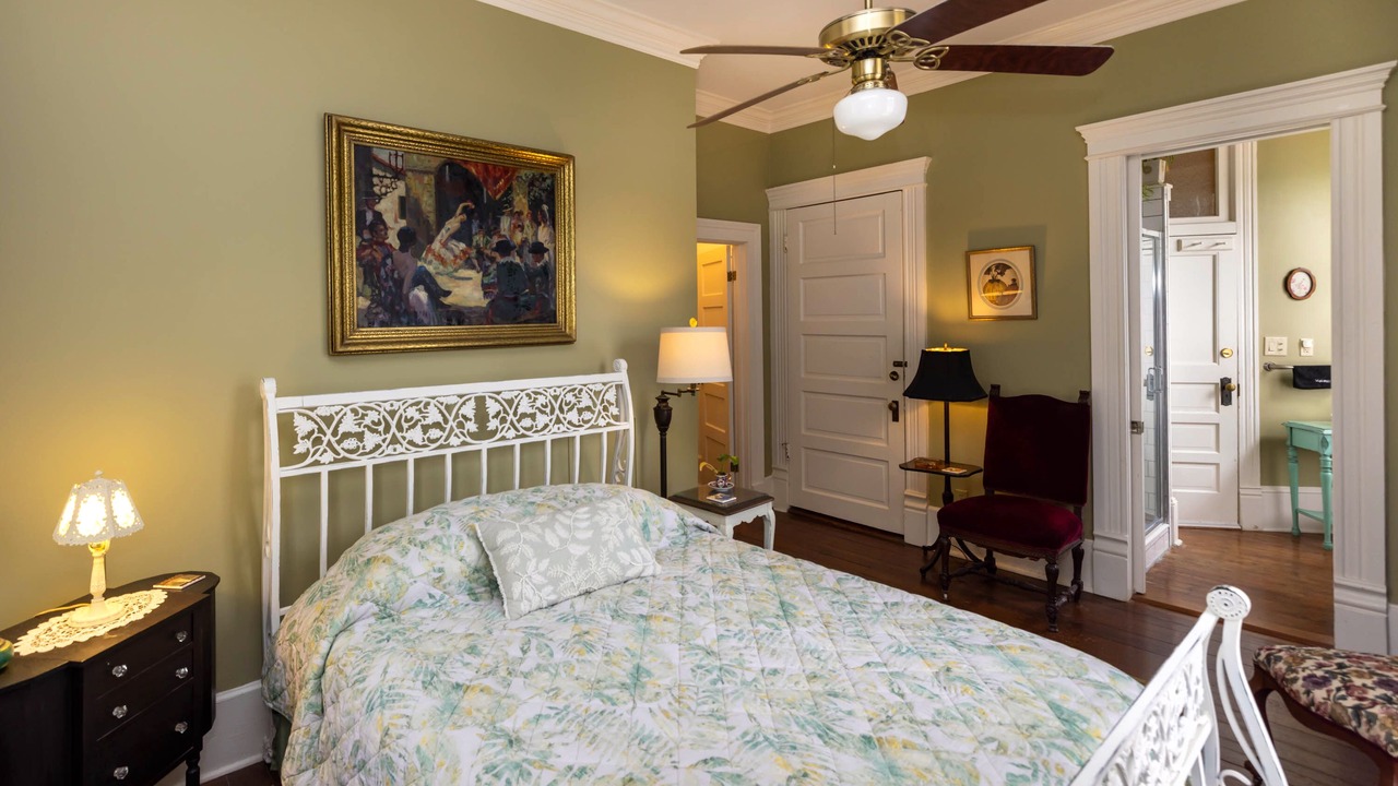 Photo of Bedroom in Washington