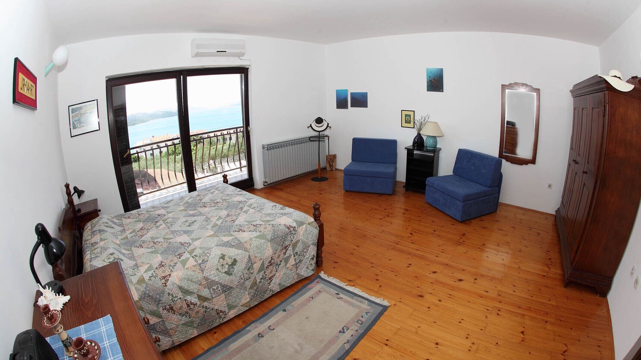 Photo of Bedroom in Okrug Gornji