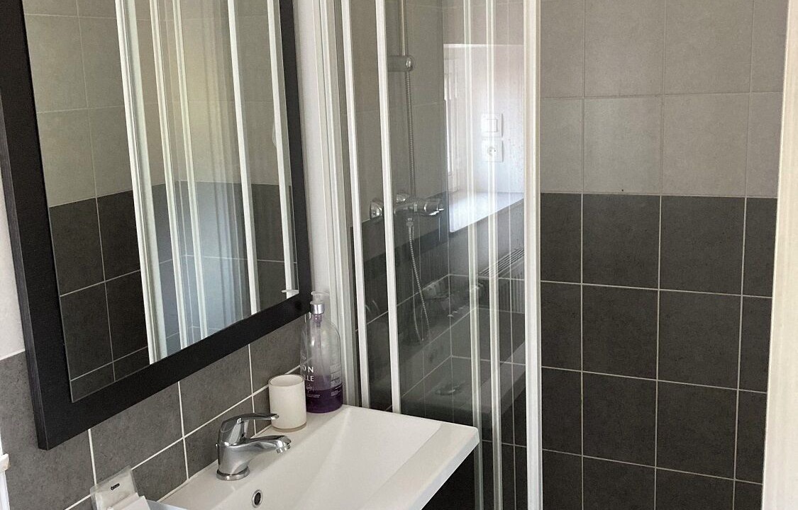 Photo of Bathroom in Fontaine