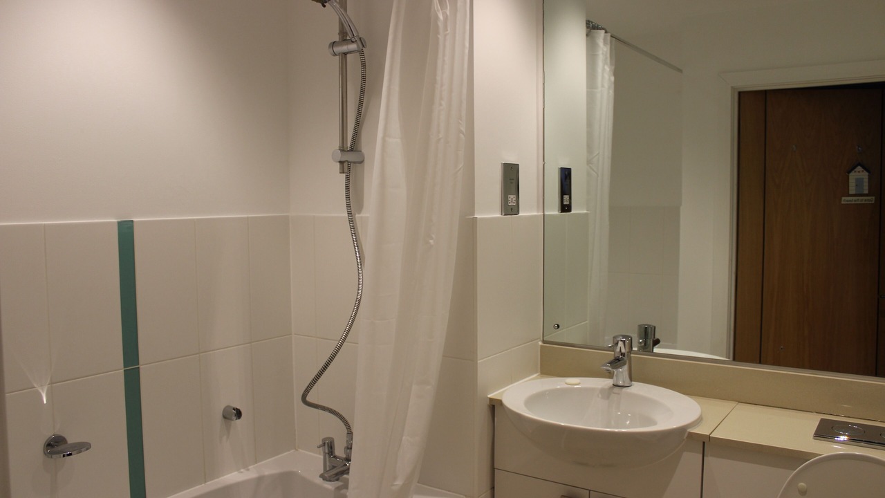 Photo of Bathroom in Cowes