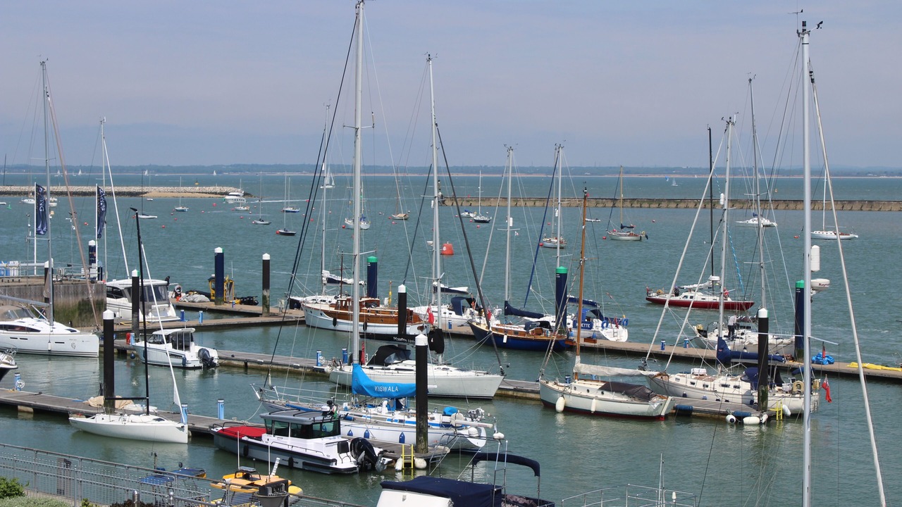 Photo of Others in Cowes