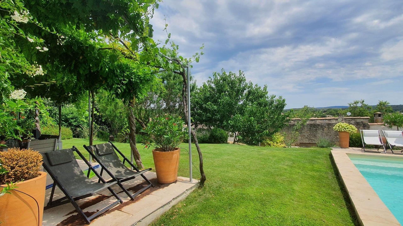 Photo of Outdoor in Lambesc