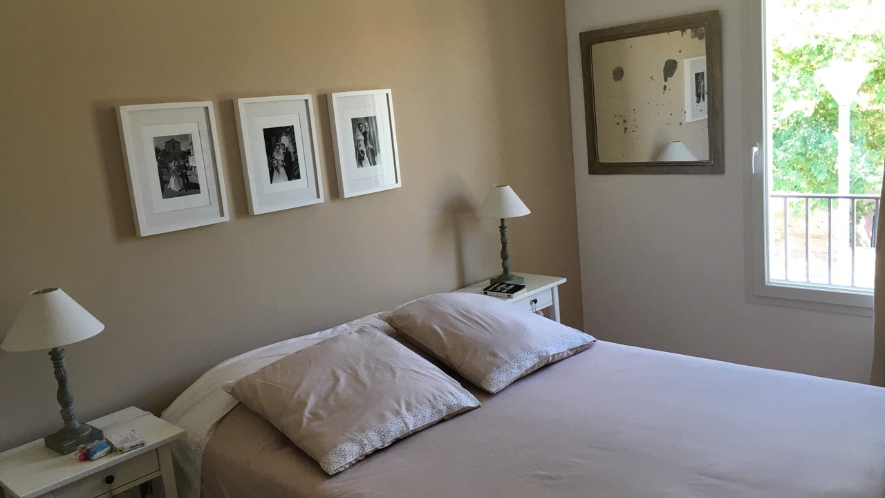 Photo of Bedroom in Lambesc
