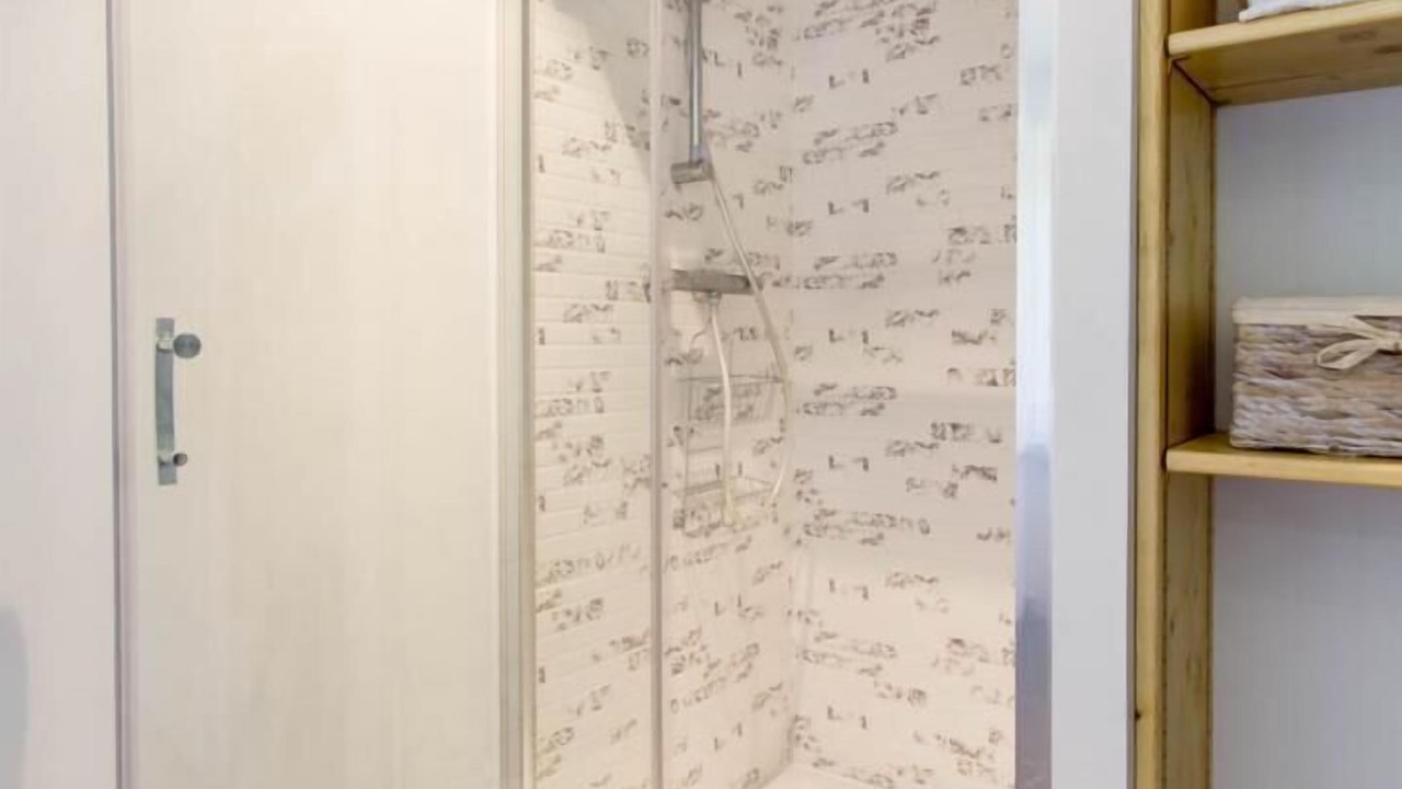 Photo of Bathroom in Saint-Jean-de-la-Porte