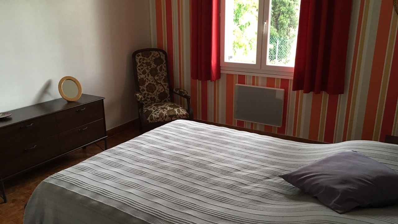 Photo of Bedroom in Saint-Jean-de-Maruejols-et-Avejan