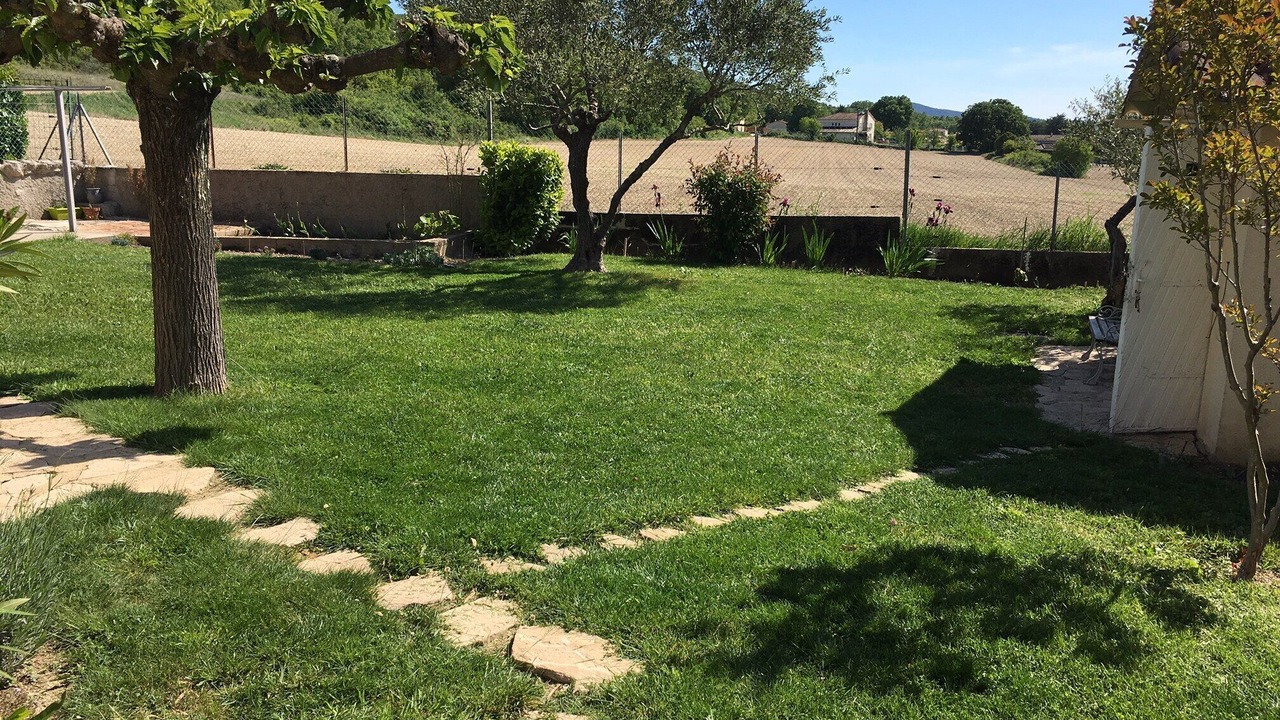 Photo of Outdoor in Saint-Jean-de-Maruejols-et-Avejan