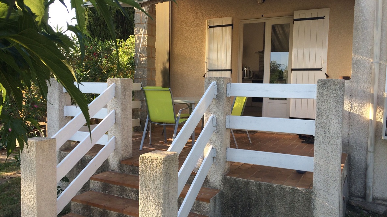 Photo of Outdoor in Saint-Jean-de-Maruejols-et-Avejan