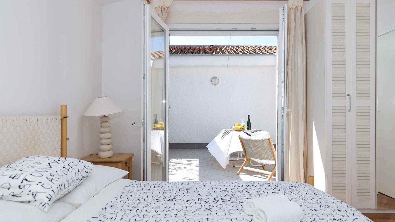Photo of Bedroom in Vantacici
