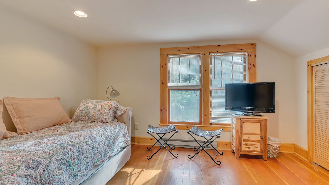 Photo of Bedroom in Equinunk