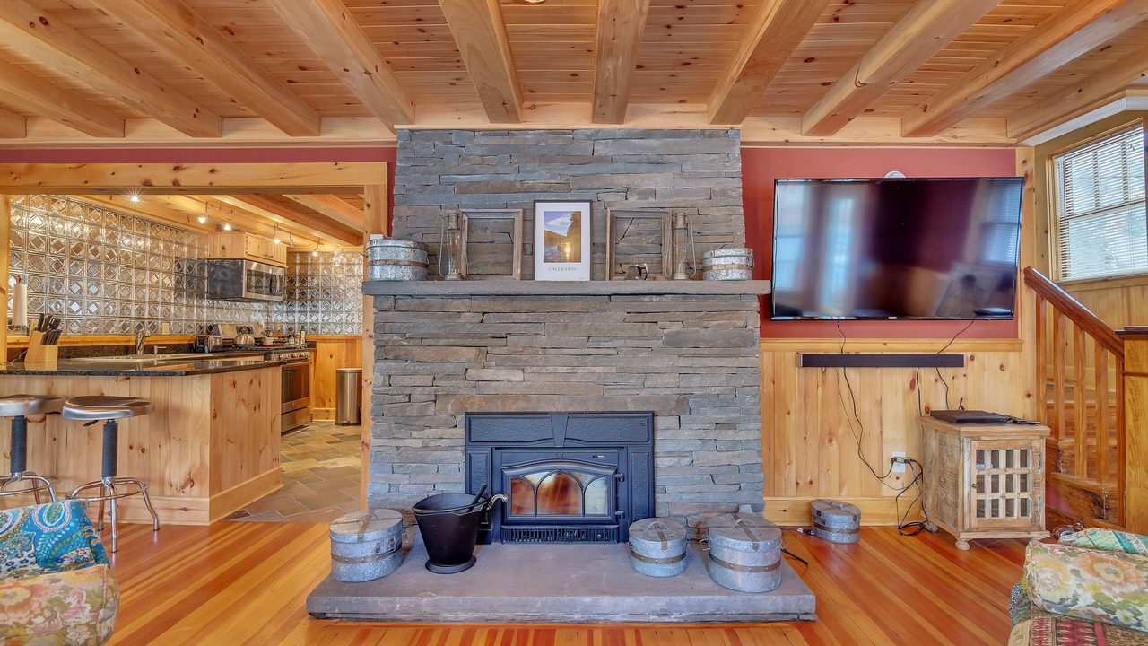 Photo of Livingroom in Equinunk