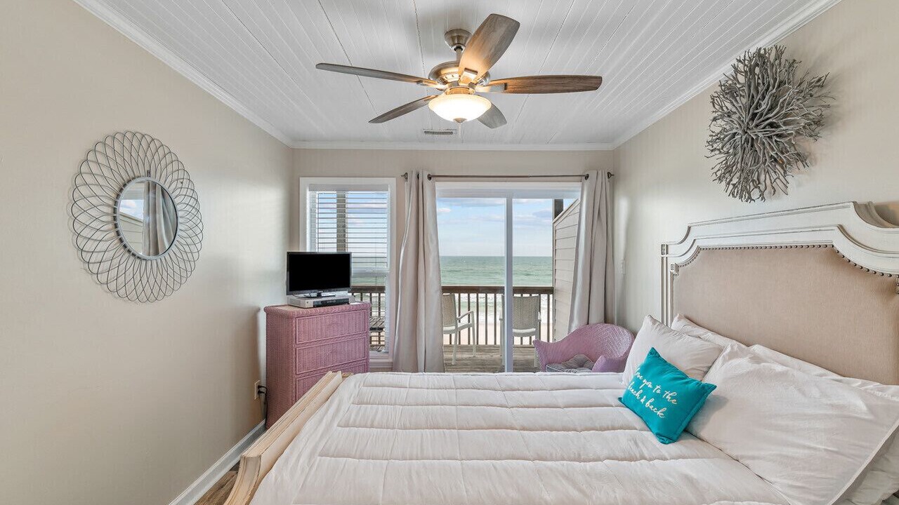 Photo of Bedroom in North Topsail Beach