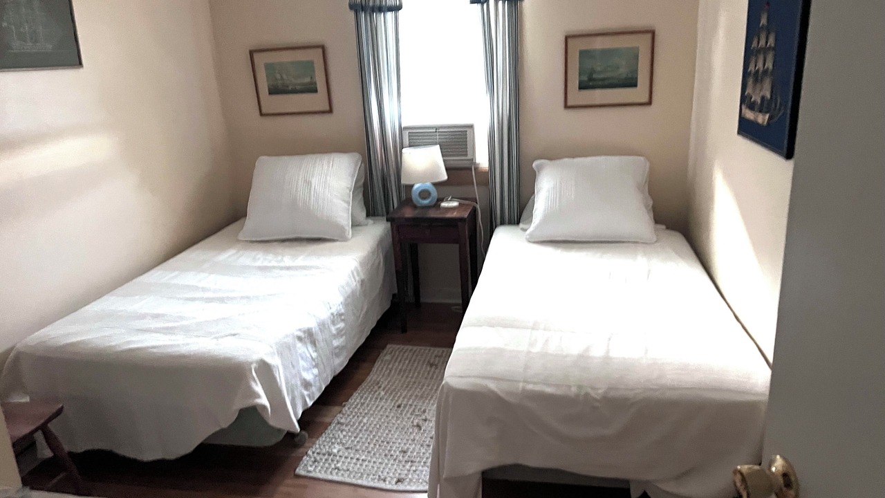 Photo of Bedroom in Teaticket