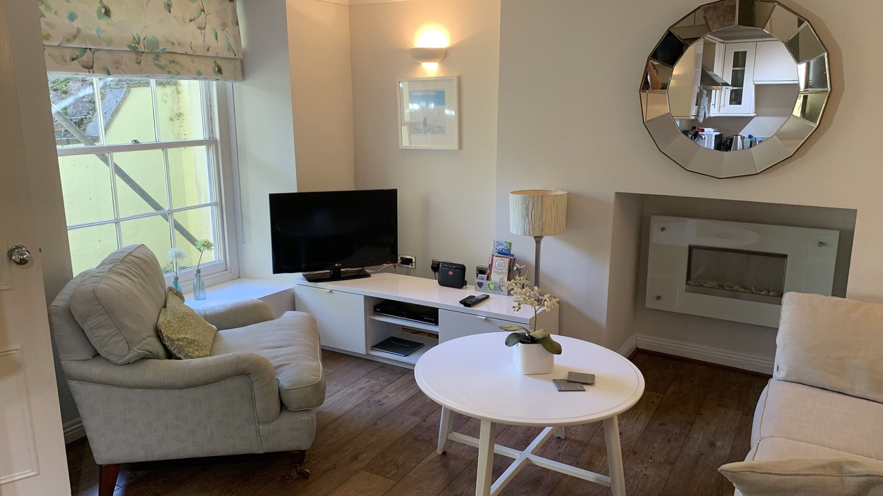 Photo of Livingroom in Exeter