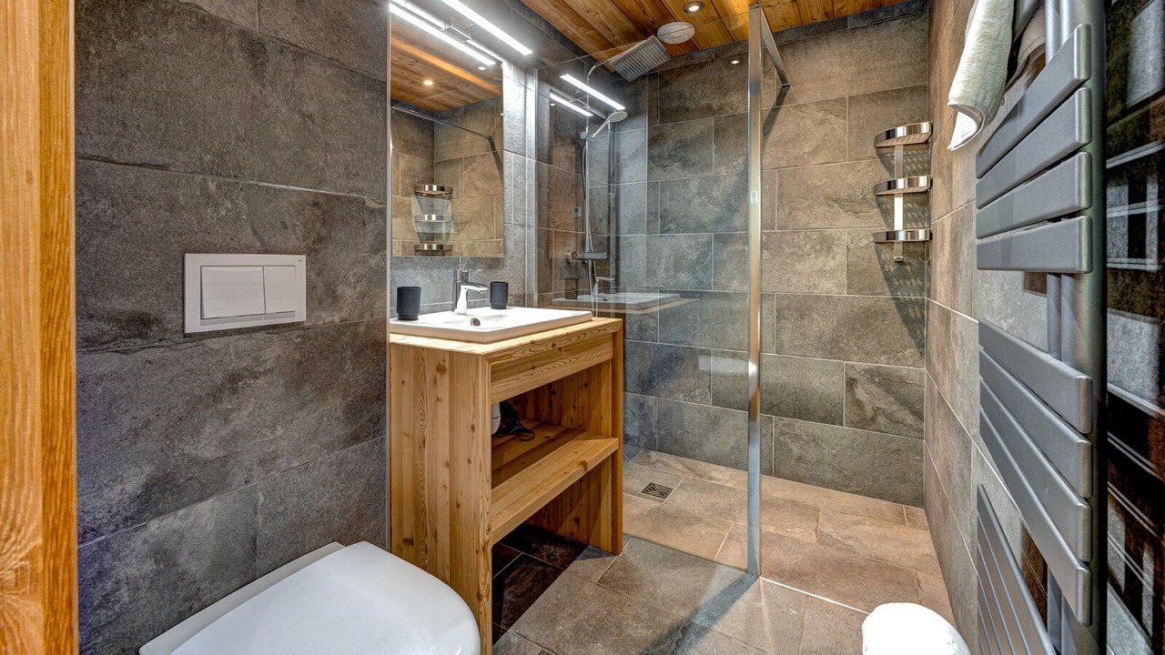 Photo of Bathroom in Viel-Alpe
