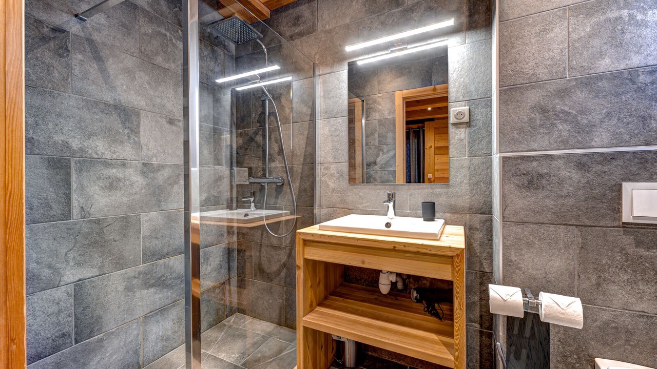 Photo of Bathroom in Viel-Alpe