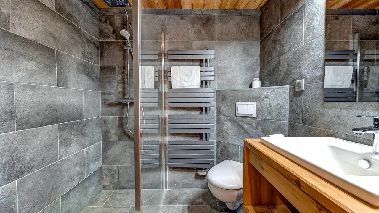 Photo of Bathroom in Viel-Alpe