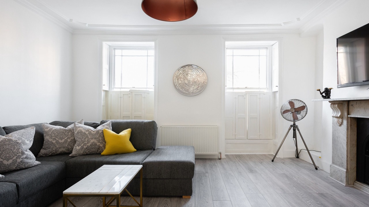 Photo of Livingroom in St. Johns Wood