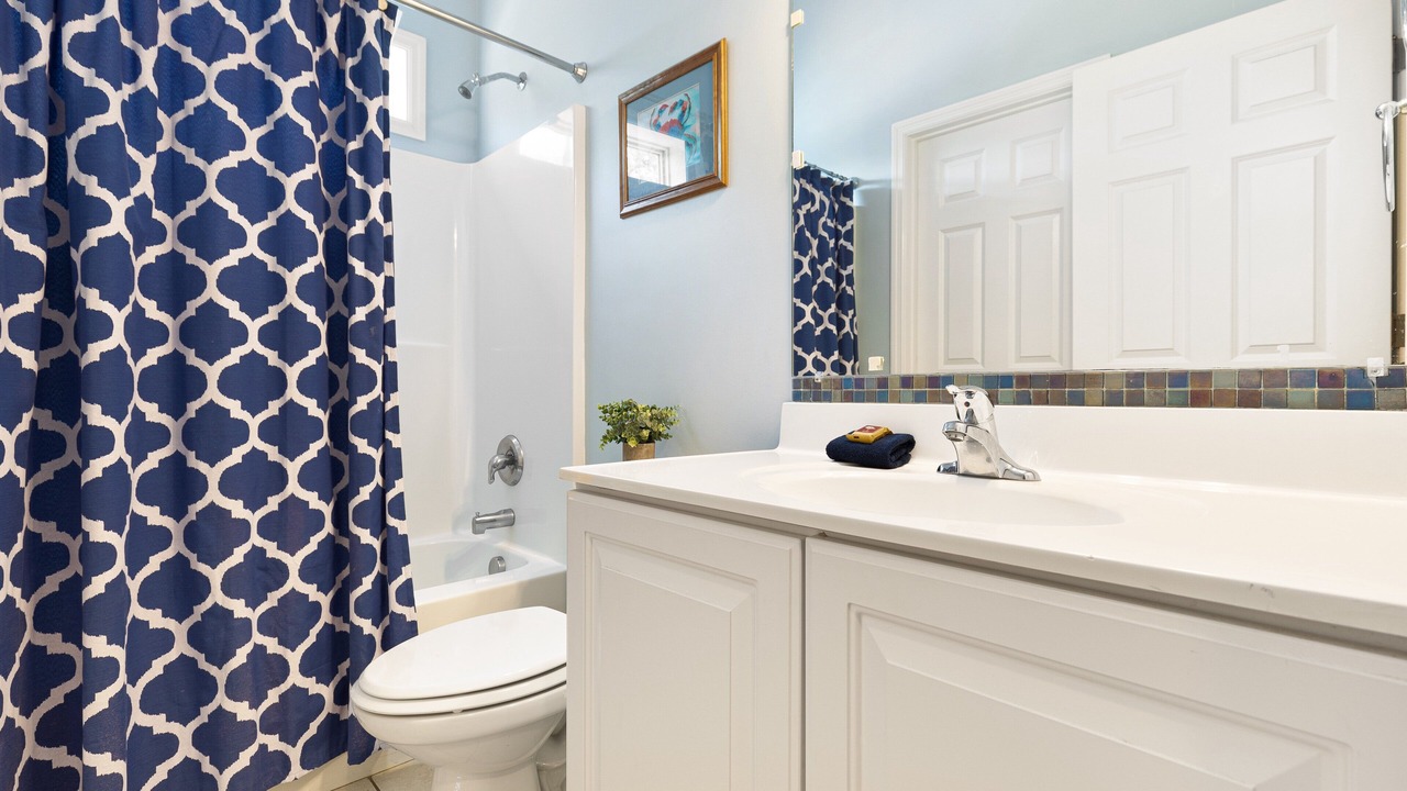 Photo of Bathroom in Waters Edge
