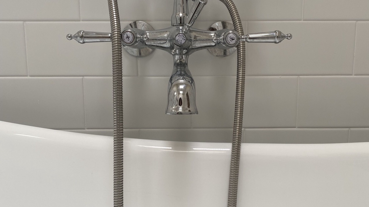 Photo of Bathroom in Eurunderee