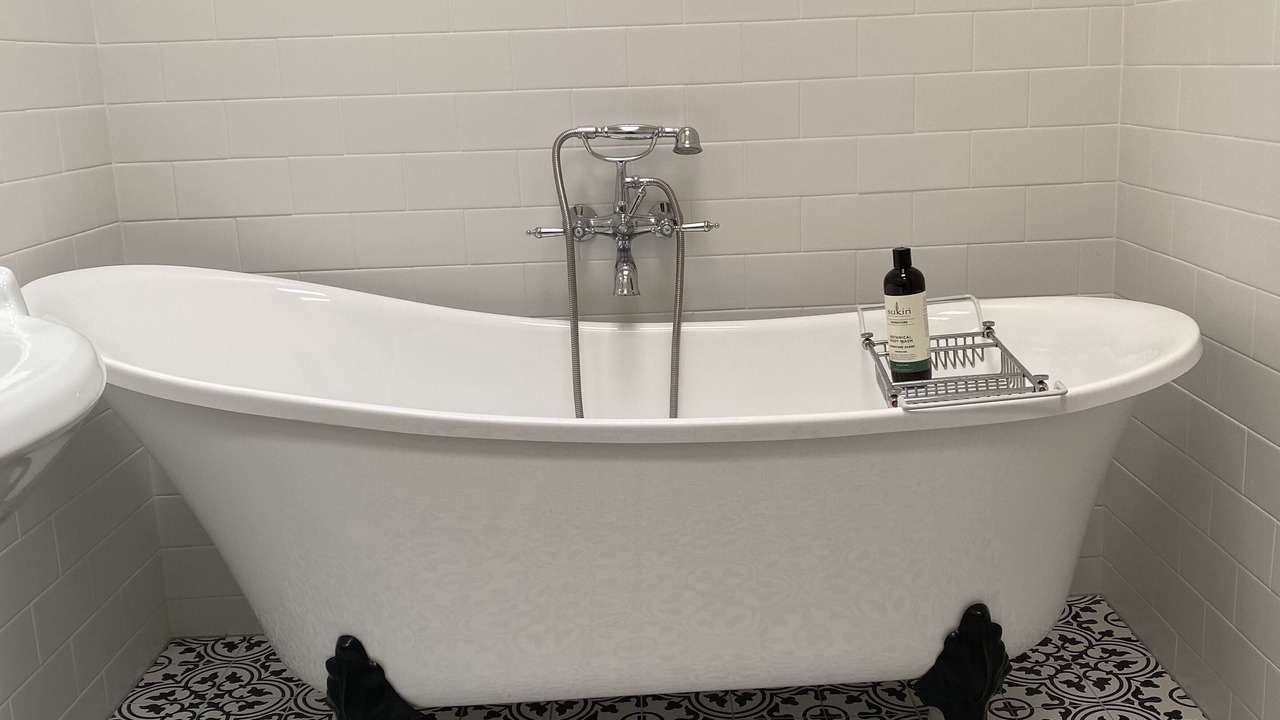 Photo of Bathroom in Eurunderee