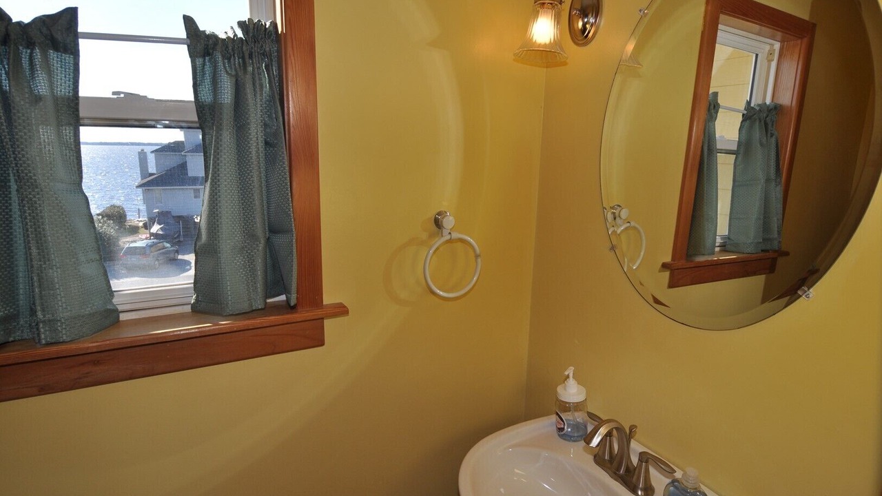 Photo of Bathroom in Nags Head