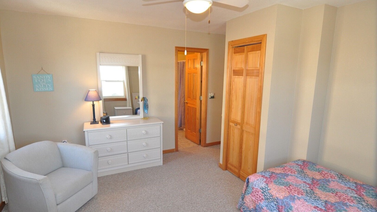 Photo of Bedroom in Nags Head