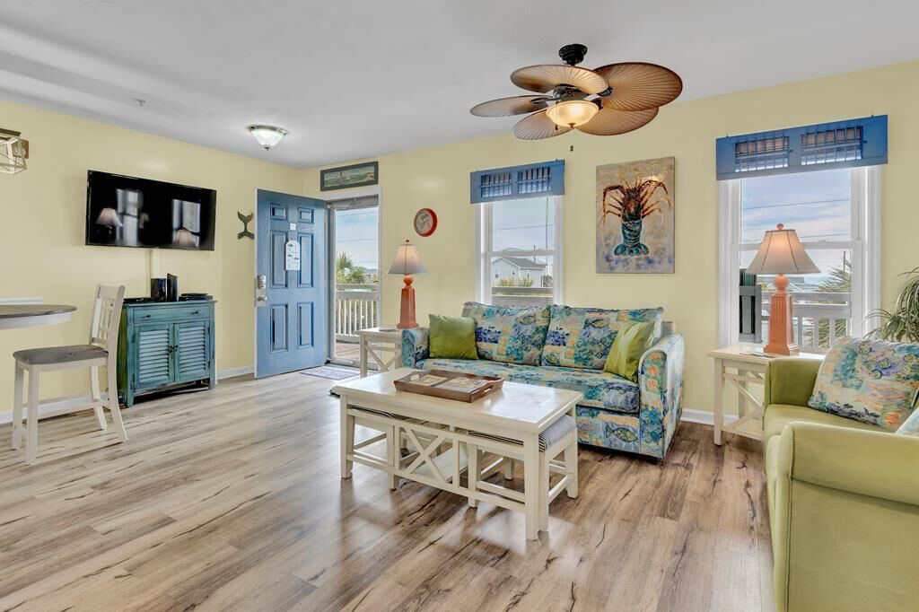 Photo of Livingroom in Surf City