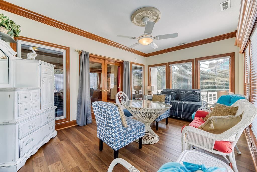 Photo of Bedroom in Whalehead Beach