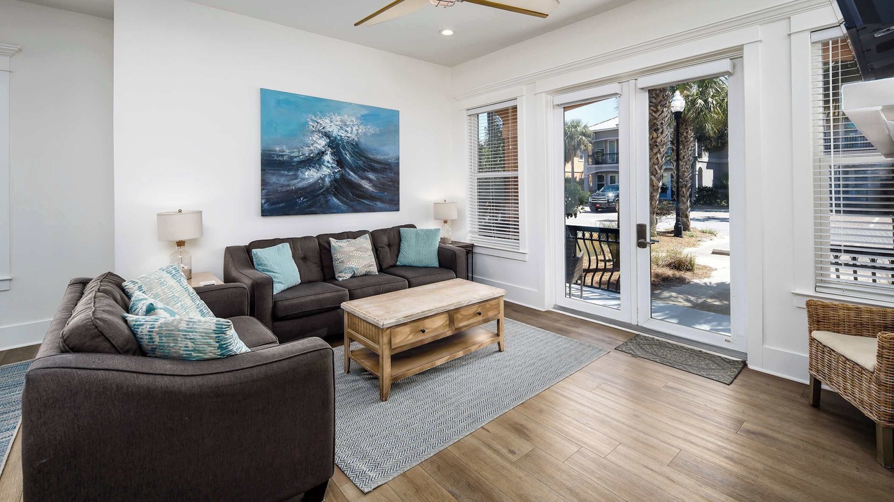Photo of Livingroom in Miramar Beach