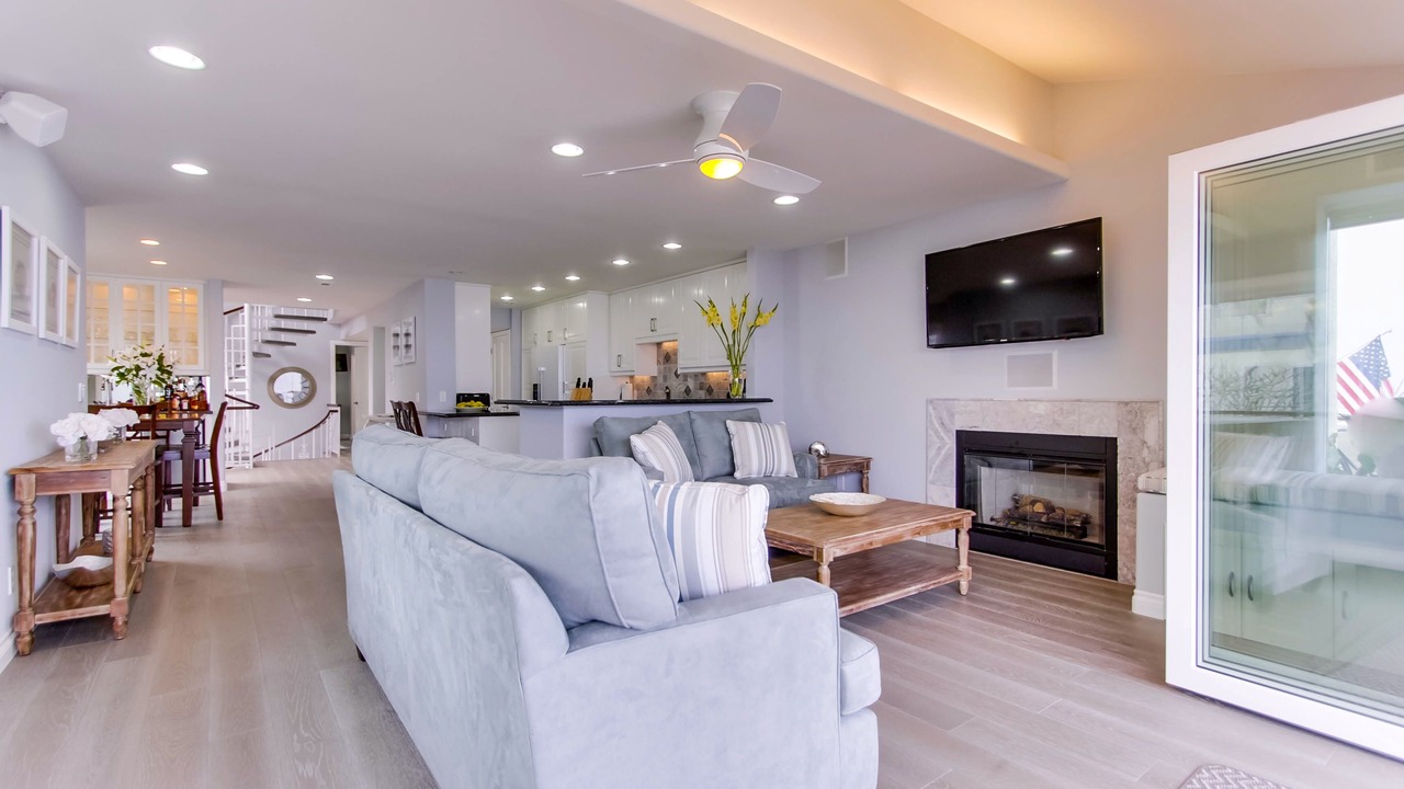 Photo of Livingroom in Central Mission Beach