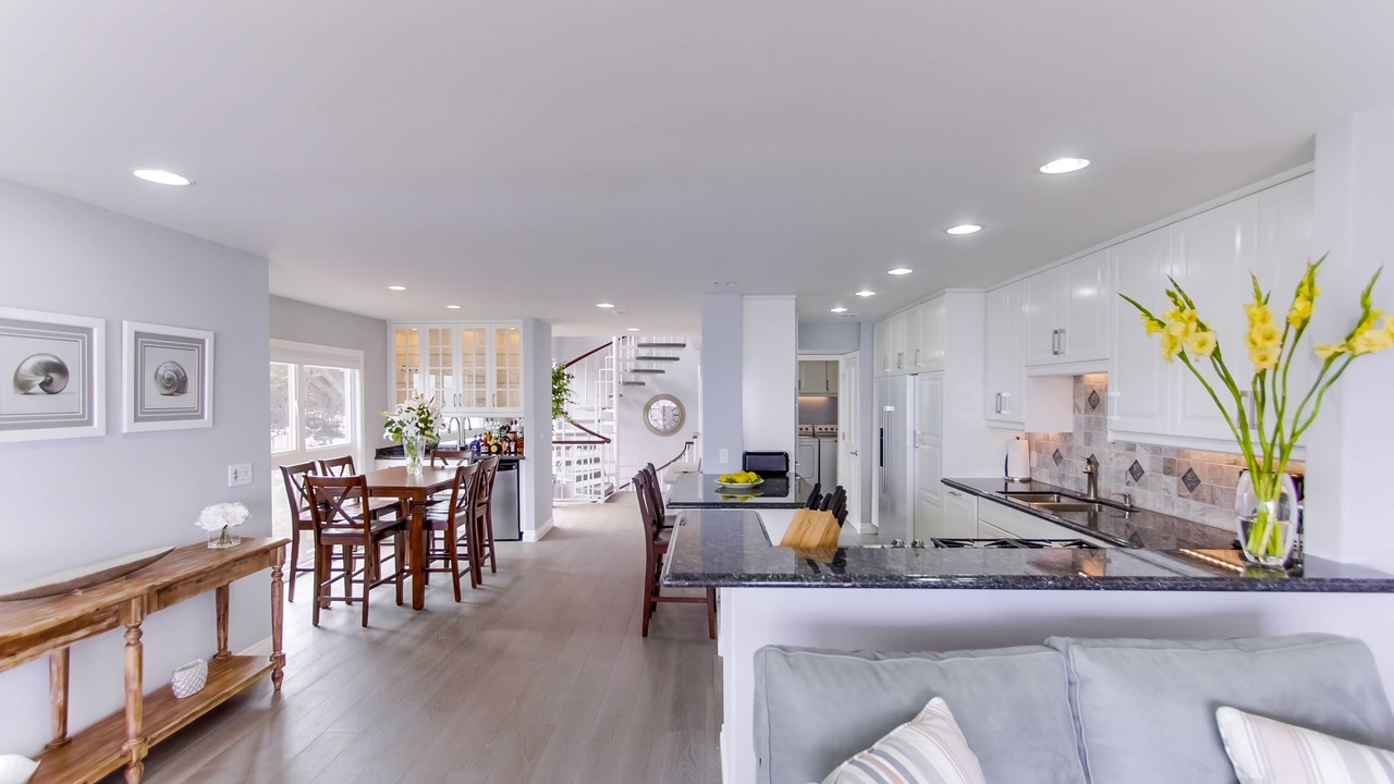 Photo of Livingroom in Central Mission Beach