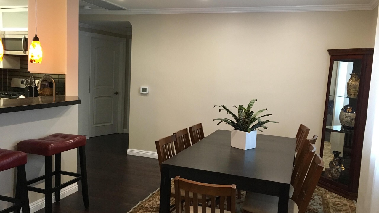 Photo of Livingroom in North Central