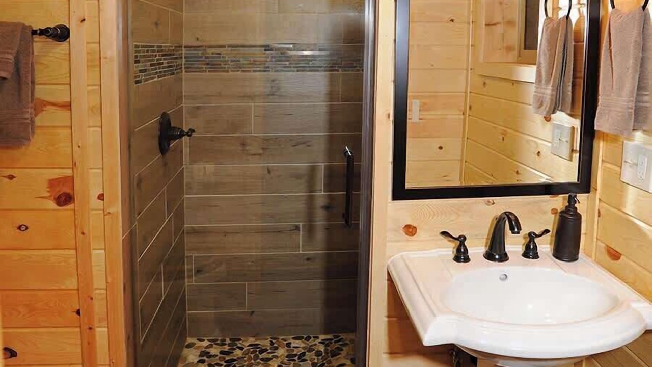 Photo of Bathroom in Island Park