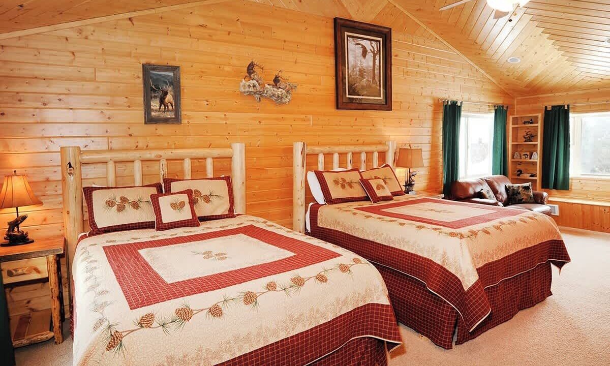 Photo of Bedroom in Island Park