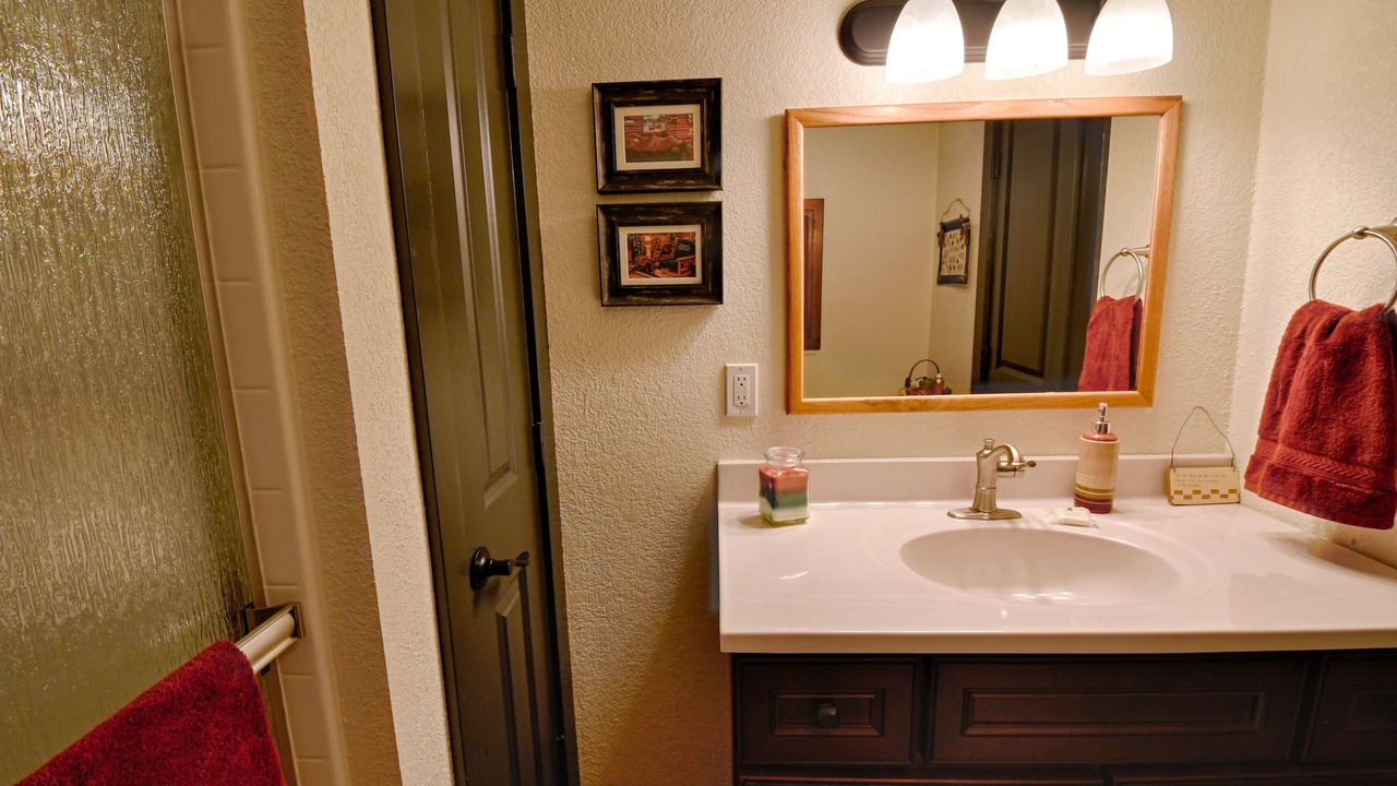 Photo of Bathroom in Tamarack Resort