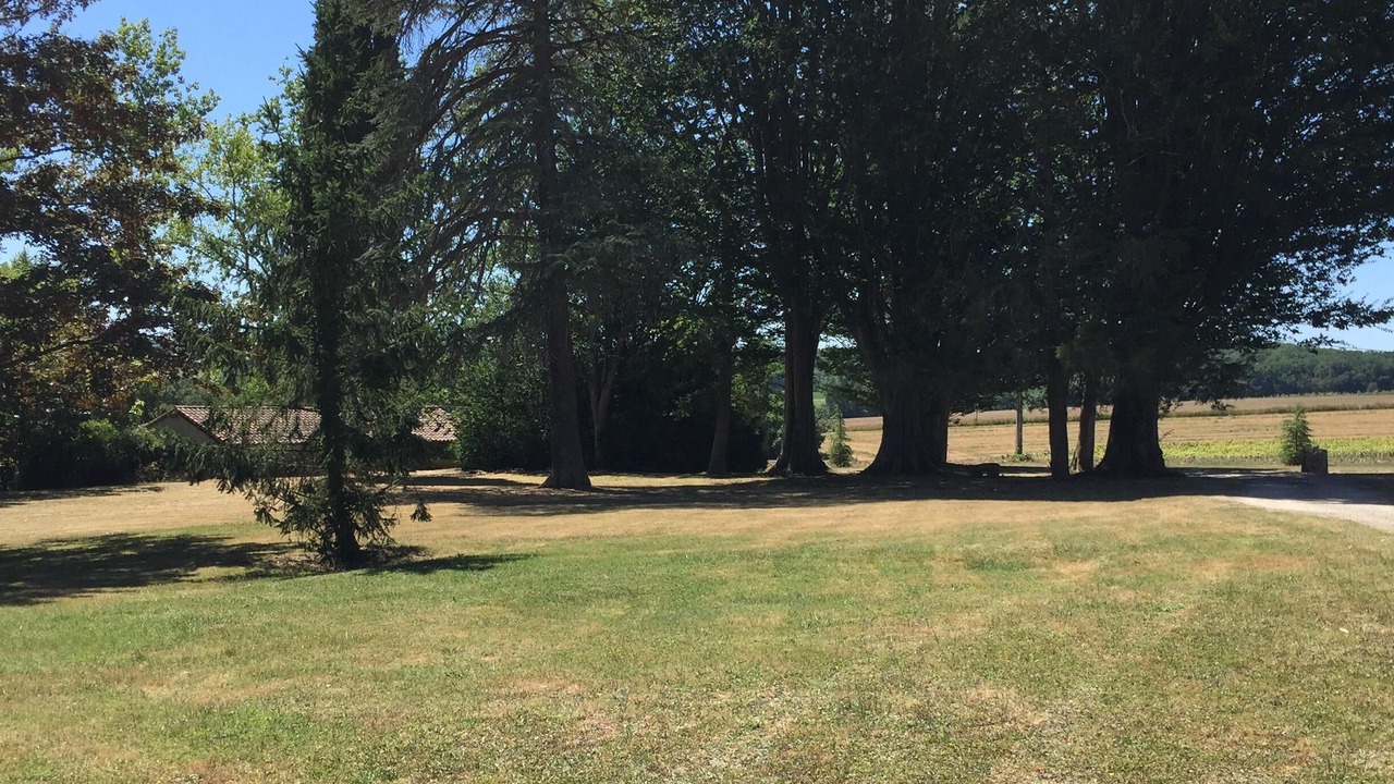 Photo of Outdoor in Lannes