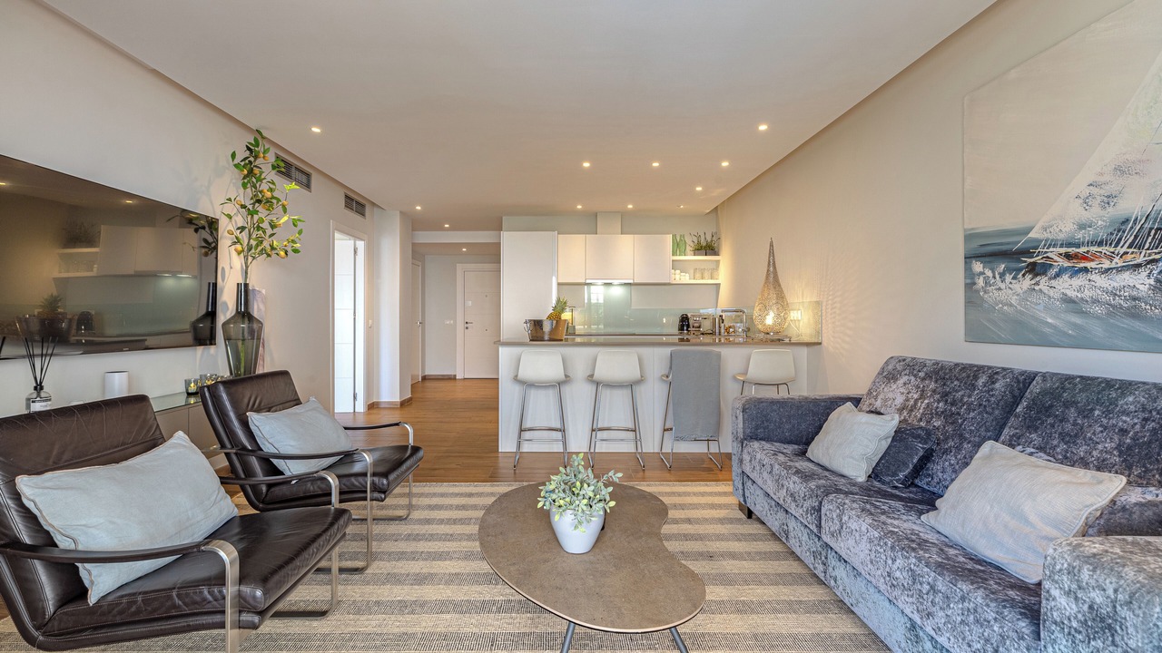 Photo of Livingroom in Golden Mile