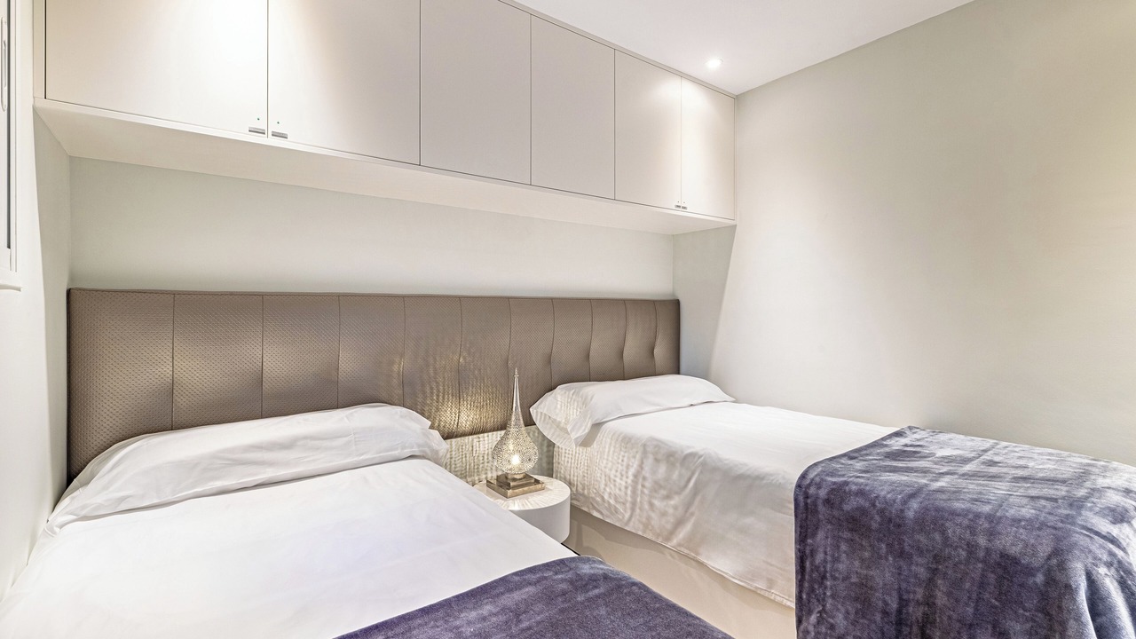 Photo of Bedroom in Golden Mile