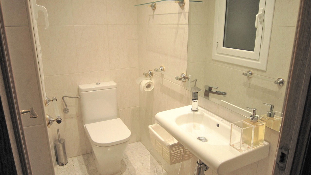 Photo of Bathroom in Gros